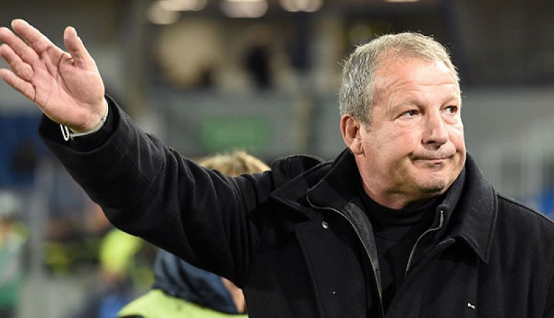 اسمي متداول لتدريب الخضر منذ سبع سنوات وسأحدد وجهتي نهاية أفريل