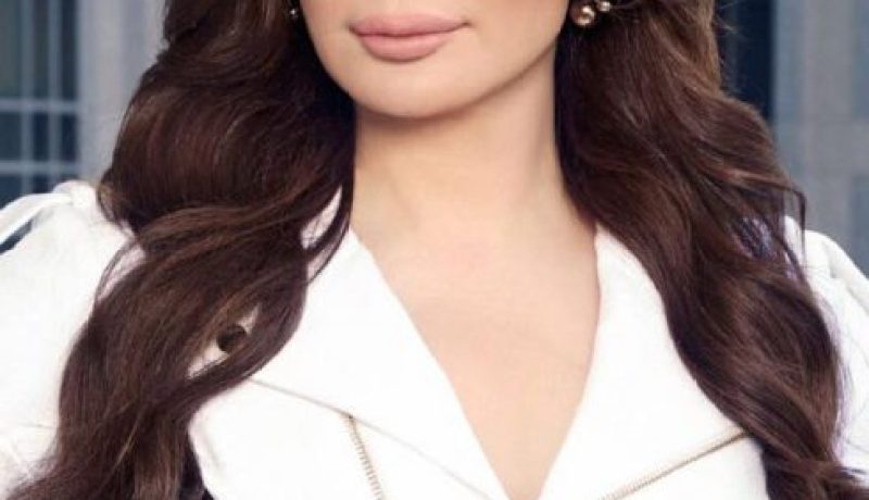 هكذا كان رد “إليسا” على تعليق أفيخاي أدرعي بشأن “فلسطين”..!