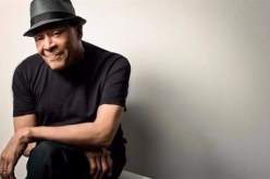 وفاة مغنّي الجاز الأمريكي آل جارو عن عمر ناهز 75 عاما