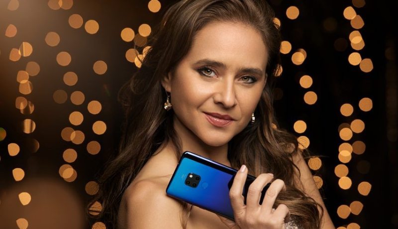 النجمة المصرية نيللي كريم تتعرض للسرقة في لندن