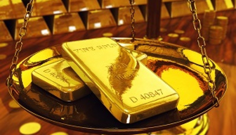 الذهب يهبط لأدنى مستوى قبيل اغلاق السوق