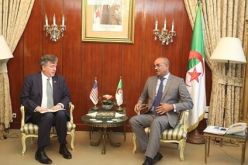 بدوي يستقبل السفير الأمريكي لدى الجزائر