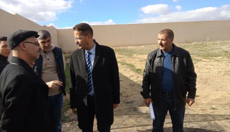 بالصور.. والي ولاية برج بوعريريج يستدرك الأوضاع ويأمر بالإسراع في تهيئة مقبرة بومرقد الجديدة