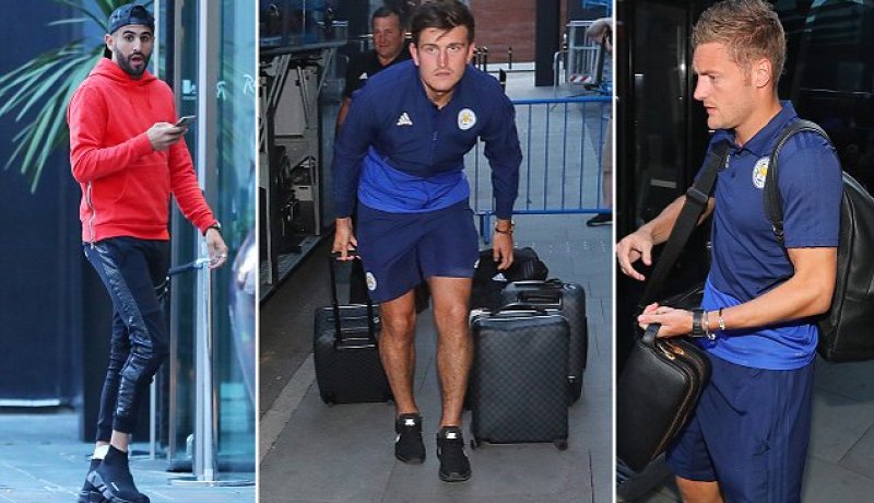 بالصور.. محرز يزور فريقه السابق !