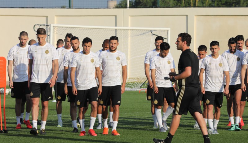 بالصور.. الخضر يجرون ثاني الحصص التدريبية