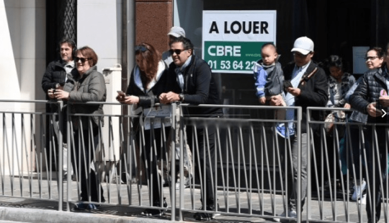 بالصور.. راغب علامة يحضر استقبال فرانسوا هولاند لملك المغرب