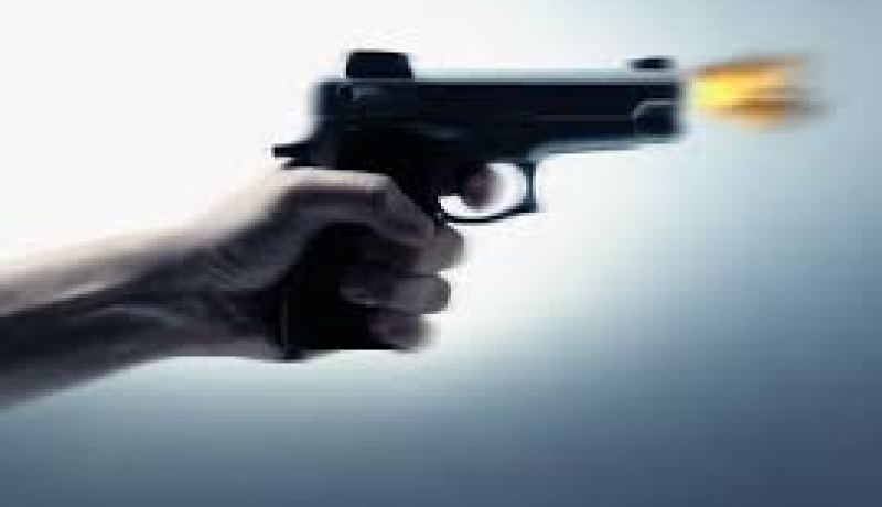 إصابة امرأة  بجروح جراء طلقات رصاص عن طريق الخطأ من مسدس زوجها الشرطي بعنابة