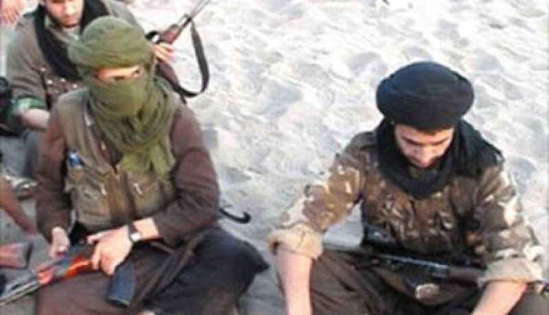 ؟5 إرهابيين يسلّمون أنفسهم ويضعون أسلحتهم في تمنراست