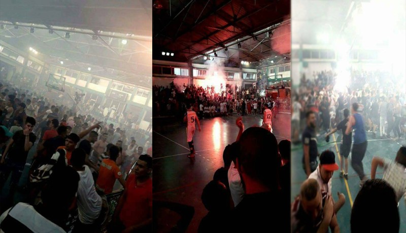 الأنصار يوقفون مباراة وداد بوفاريك والمجمع البترولي لكرة السلة