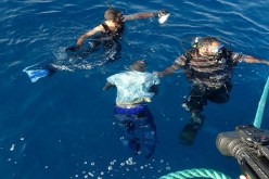 إنتشال جثث 16 مهاجرا شرق العاصمة الليبية