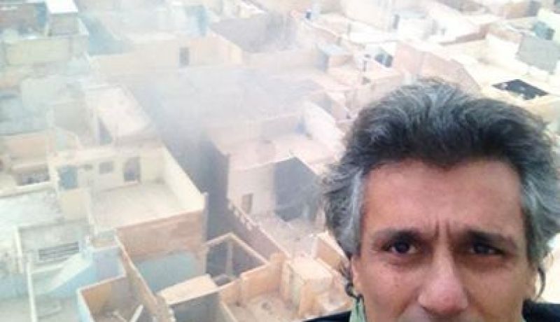 رشيد نكاز يتعرض للرشق بالحجارة أثناء زيارته لغرداية