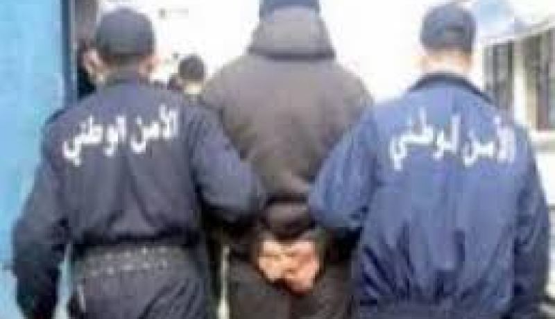 إلقاء القبض على مزور للعملة الصعبة في غيليزان