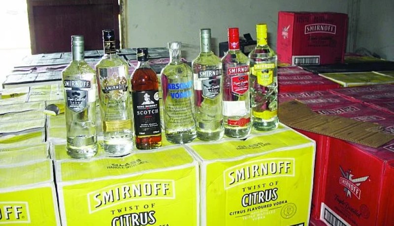 حجز 1700 قارورة خمر غير مرخصة في سعيدة