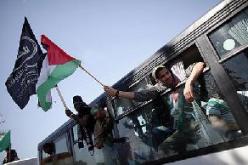 تأجيل عودة 18 محررا من صفقة شاليط للضفة بعد الاضحى