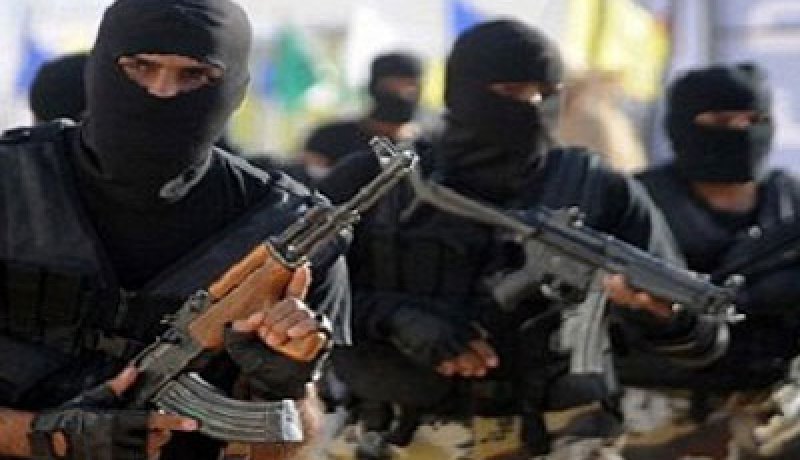 ملثمون يضرمون النيران في ضريح السيدة المنوبية بتونس