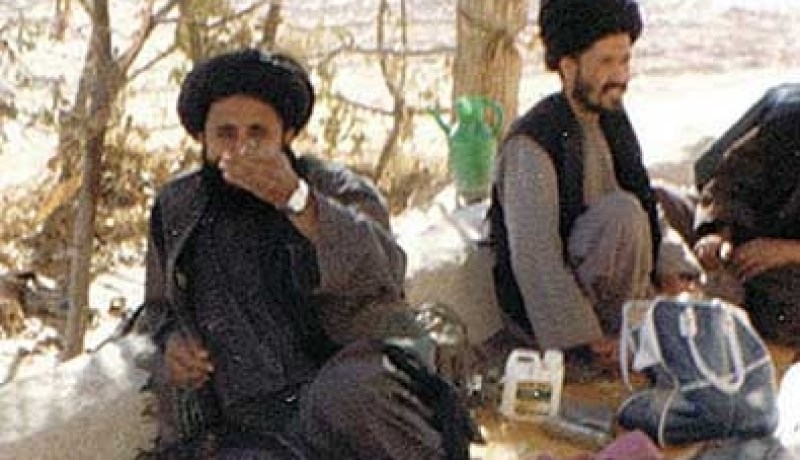 ممثلون عن الحكومة الأفغانية يلتقون احد قادة طالبان في السجن