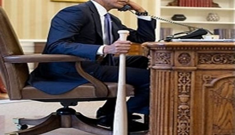 أوباما يهاتف أردوغان وهو يحمل عصا البيسبول