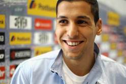 الجزائري مطمور يصعد إلى الدرجة الأولى مع فريقه انتريخت فرانكفورت