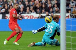 الدوري الإنجليزي… ليفربول يتعادل سلباً مع سوانزي سيتي