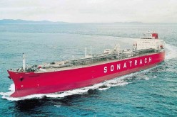  البحرية الإيرانية تعترض ناقلة بترول تابعة لـ”سوناطراك”.. ووزارتي الطاقة والخارجية تتدخلان