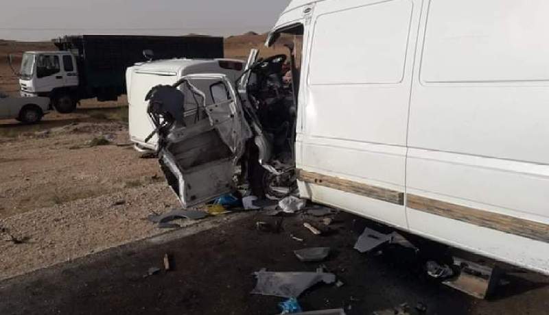 بالصور.. مصرع ثلاثيني وإصابة آخرين في حادث مرور بالقديد