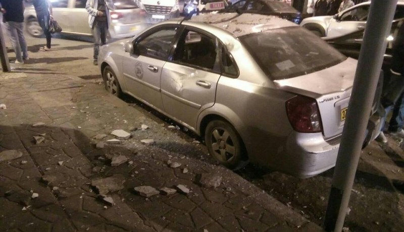 بالصور.. سقوط  جزء من شرفة عمارة بأوّل ماي في العاصمة