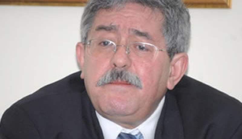 أويحيى يجري محادثات مع نظيره المالي