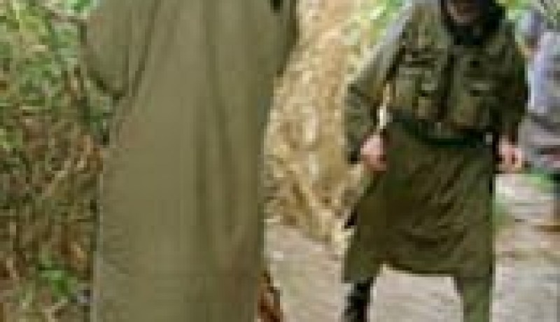 تجندا كمراهقين في كتيبة الفتح وشاركا في تفجيرات درقانة في 2006