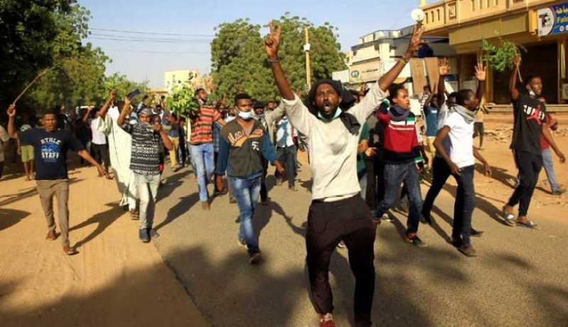 عودة الهدوء إلى السودان بعد أيام من الاحتجاجات