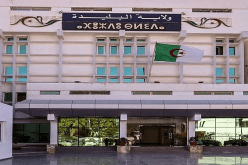 والي البليدة يقرار تمديد الحجر إلى غاية العاشرة مساء وغلق محلات إلى التاسعة