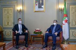 جراد يستقبل وزير الشؤون الخارجية والتجارة المجري