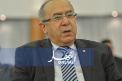 لعمامرة يصل إلى القاهرة ويلتقي غدا السلطات العليا لجمهورية مصر و الأمين العام لجامعة الدول العربية