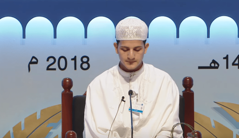 تكريم القارئ الجزائري أحمد حركات الفائز بالمركز الثاني في مسابقة حفظ القرآن بالكويت