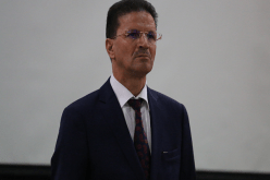 والي قسنطينة يأمر بتنظيف ملعب “حملاوي” و يشدد على أمن المناصر    