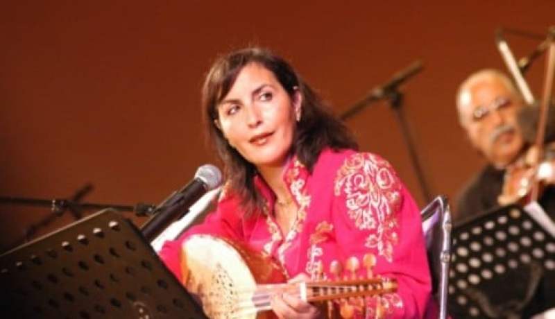 بهجة رحال تمتع جمهورها في سهرة فنية بالعاصمة