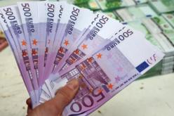 الجمارك توقف مسافرا حاول تهريب 16 ألف أورو بمطار هواري بومدين