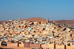 والي غرداية يأمر بغلق إقامة سياحية يملكها رجل الأعمال الهارب «الثعلب»