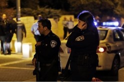 فلسطيني يطعن أربعة مستوطنين إسرائيليين في القدس