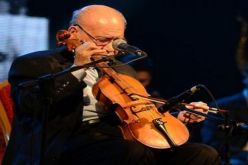 عائلة المطرب الطاهر فرقاني تقرر مصير آلة الكمان الخاصة بالراحل