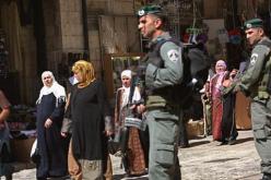 مدن إسرائيلية تحظر دخول عمال فلسطينيين للمدارس