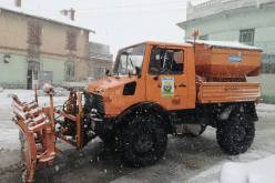 ولاية خنشلة تمون الأحياء السكنية بقارورات غاز البوتان وتعيد فتح الطرق المقطوعة