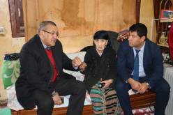 والي ميلة يمنح مسكنا مجهزا لعجوز معوزة