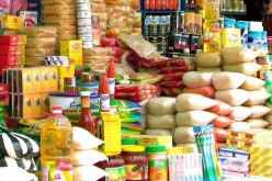 الدرك الوطني يوقف مهربين ويحجز شاحنة محملة بالمواد الغذائية والوقود بأدرار