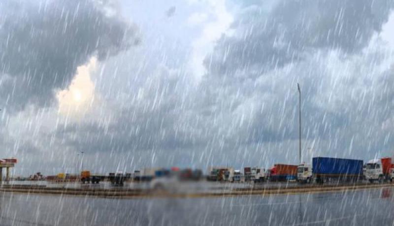 أمطار رعدية تفوق 50 ملم بـ 8 ولايات