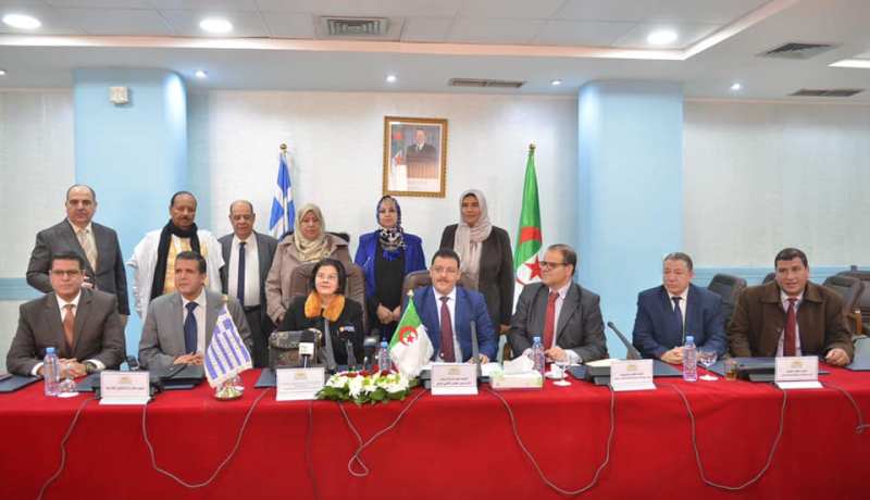 السفيرة اليونانية تدعو إلى تعزيز العلاقات الإقتصادية بين الجزائر واليونان