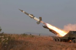 كوريا الشمالية تطلق 3 صواريخ في المنطقة الاقتصادية لليابانية