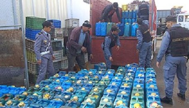 حجز أكثر من 4.800 لتر من الوقود و300 كلغ من النفايات النحاسية في تلمسان