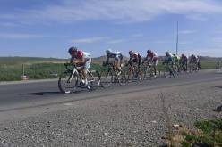 إصابة دراجين إثنين بعد تصادم في السباق بمقطع الدحموني بتيارت