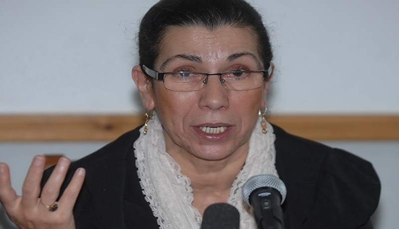 حضرت الأوليغارشيا وغابت حنون