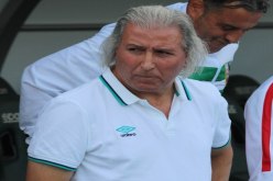 مواسة يفتح النار على اللاعبين والفوز على الصفاقسي التونسي مطلب الشناوة